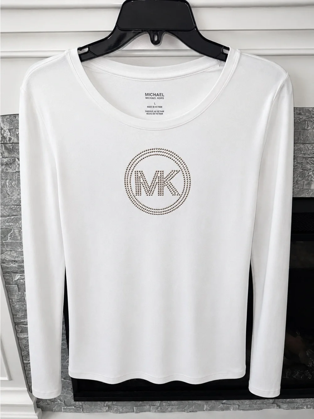 Tee Michael Kors Women’s White Long Sleeve Crewneck Tee MK Gold Studded Logo
